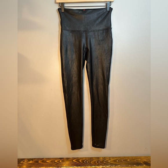 SPANX Women’s Faux Leather Leggings Size XL Black Shaping Compression - Picture 2 of 9